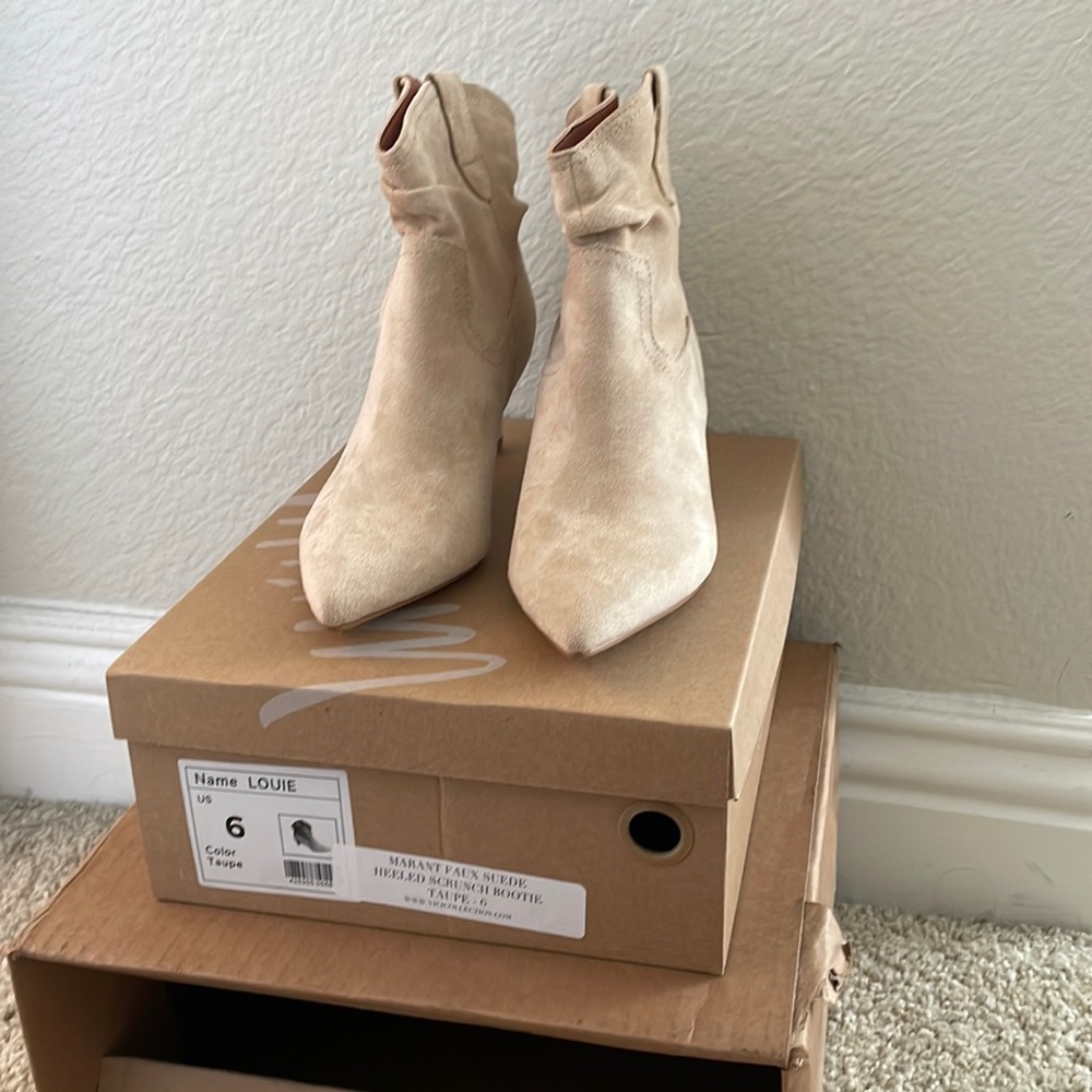 Heeled boot